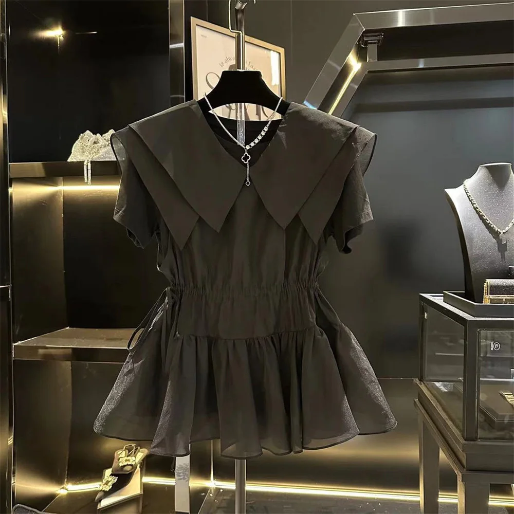 Женская модная черная блузка 2026 года во французском стиле, летняя, с коротким рукавом, на завязках на талии, приталенная, повседневная, с рюшами
Женская модная черная блузка 2026 года во французском стиле, летняя, с коротким рукавом, на завязках на талии, приталенная, повседневная, с рюшами