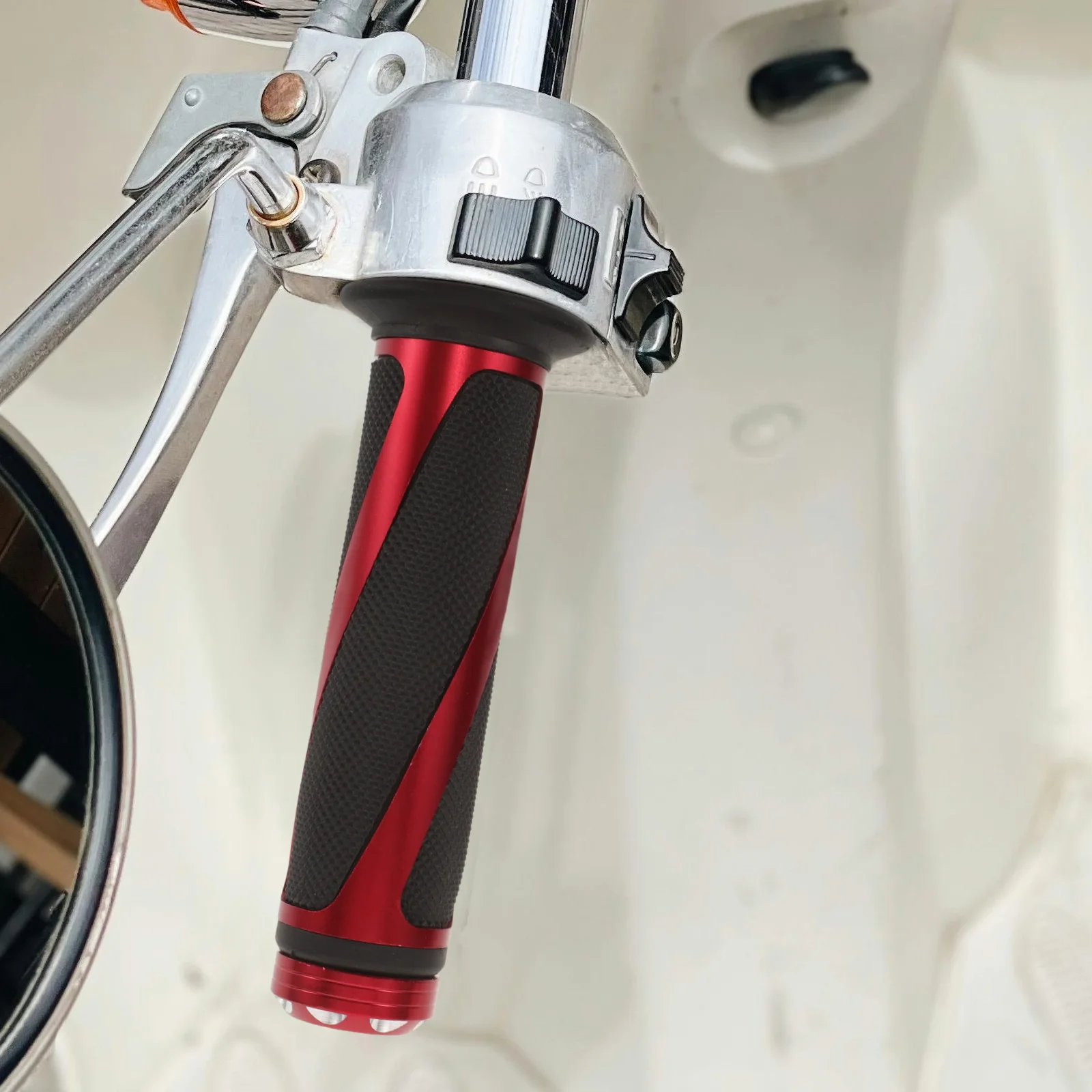 1 Pair Bike Handlebar Grips Handle Bar Grips for Bicycles Mountain Bike Grips Bicycle Handlebar Grips Bike Grips Handlebar Grips
1 Pair Bike Handlebar Grips Handle Bar Grips for Bicycles Mountain Bike Grips Bicycle Handlebar Grips Bike Grips Handlebar Grips