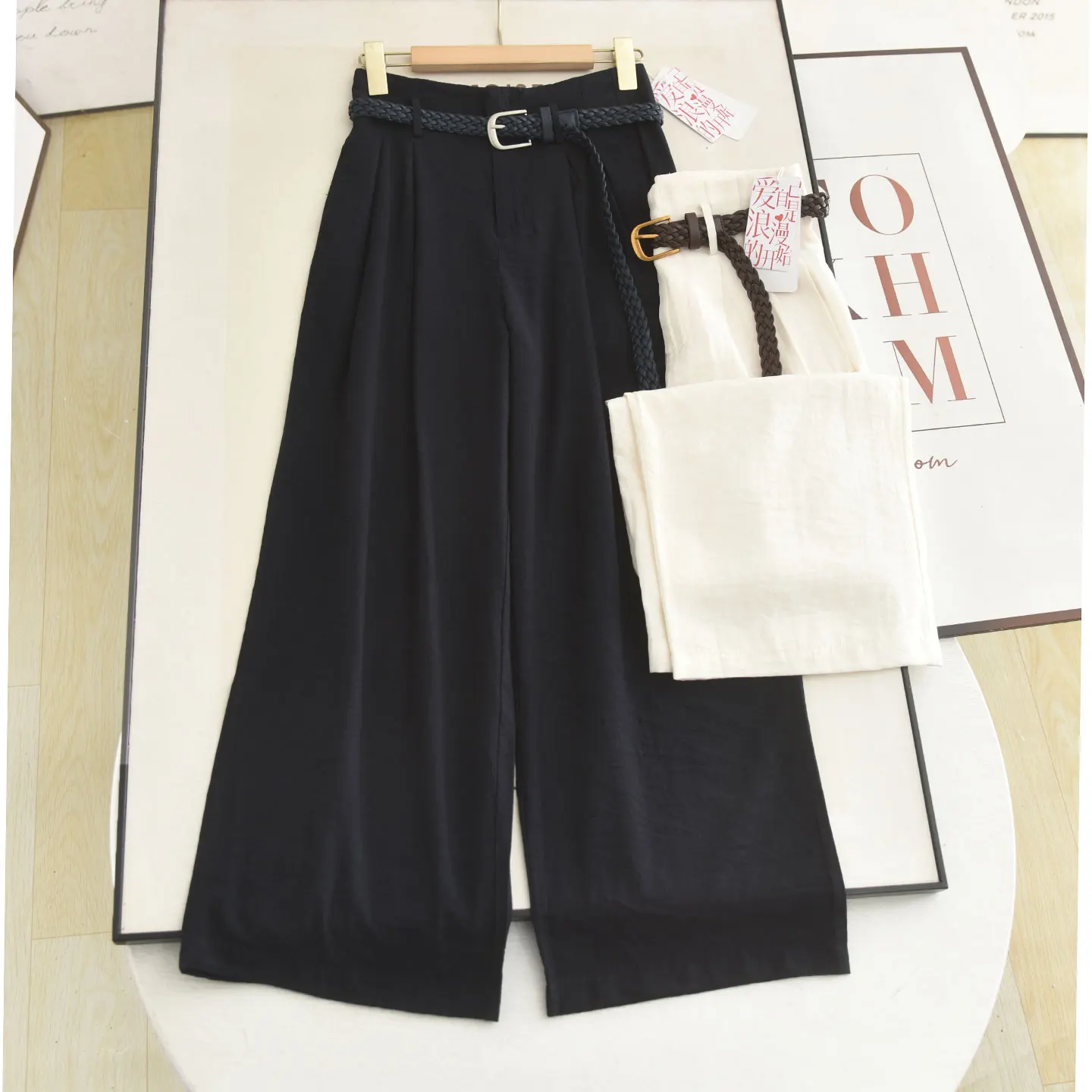 Casual Wide Leg Pants Linen Woven Belt Design Simple Loose Straight Leg Trousers for Women Summer High Waist Zipper
Casual Wide Leg Pants Linen Woven Belt Design Simple Loose Straight Leg Trousers for Women Summer High Waist Zipper