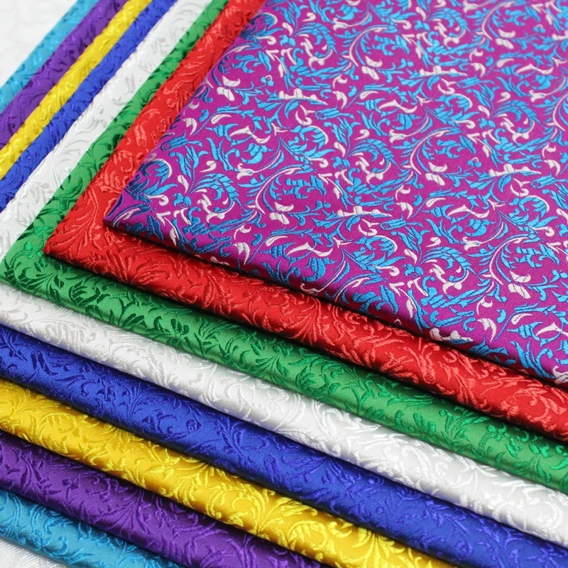 Malt Flower Pattern Brocade Fabric Jacquard Per Meter for Cheongsam Hanfu Sewing Upholstery Textile Needlework Plain Comfortable
Malt Flower Pattern Brocade Fabric Jacquard Per Meter for Cheongsam Hanfu Sewing Upholstery Textile Needlework Plain Comfortable