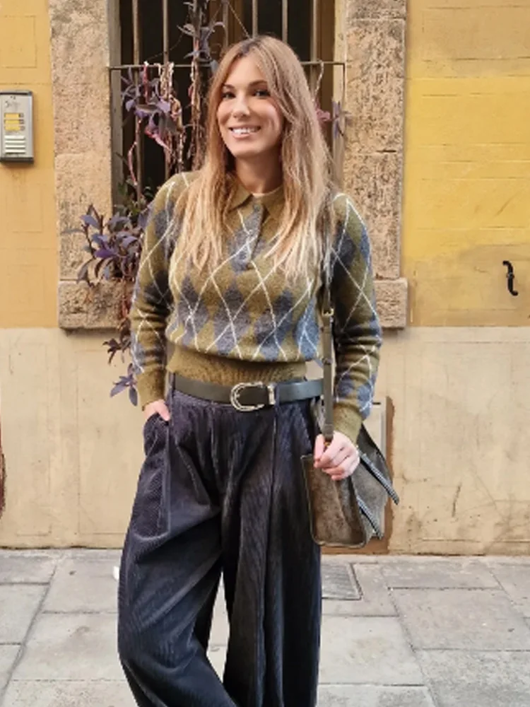 HH женский осенний пуловер с лацканами и пуговицами, длинные рукава, пуловер с ромбами, вязаный свитер, женские облегающие топы в уличном стиле
HH женский осенний пуловер с лацканами и пуговицами, длинные рукава, пуловер с ромбами, вязаный свитер, женские облегающие топы в уличном стиле