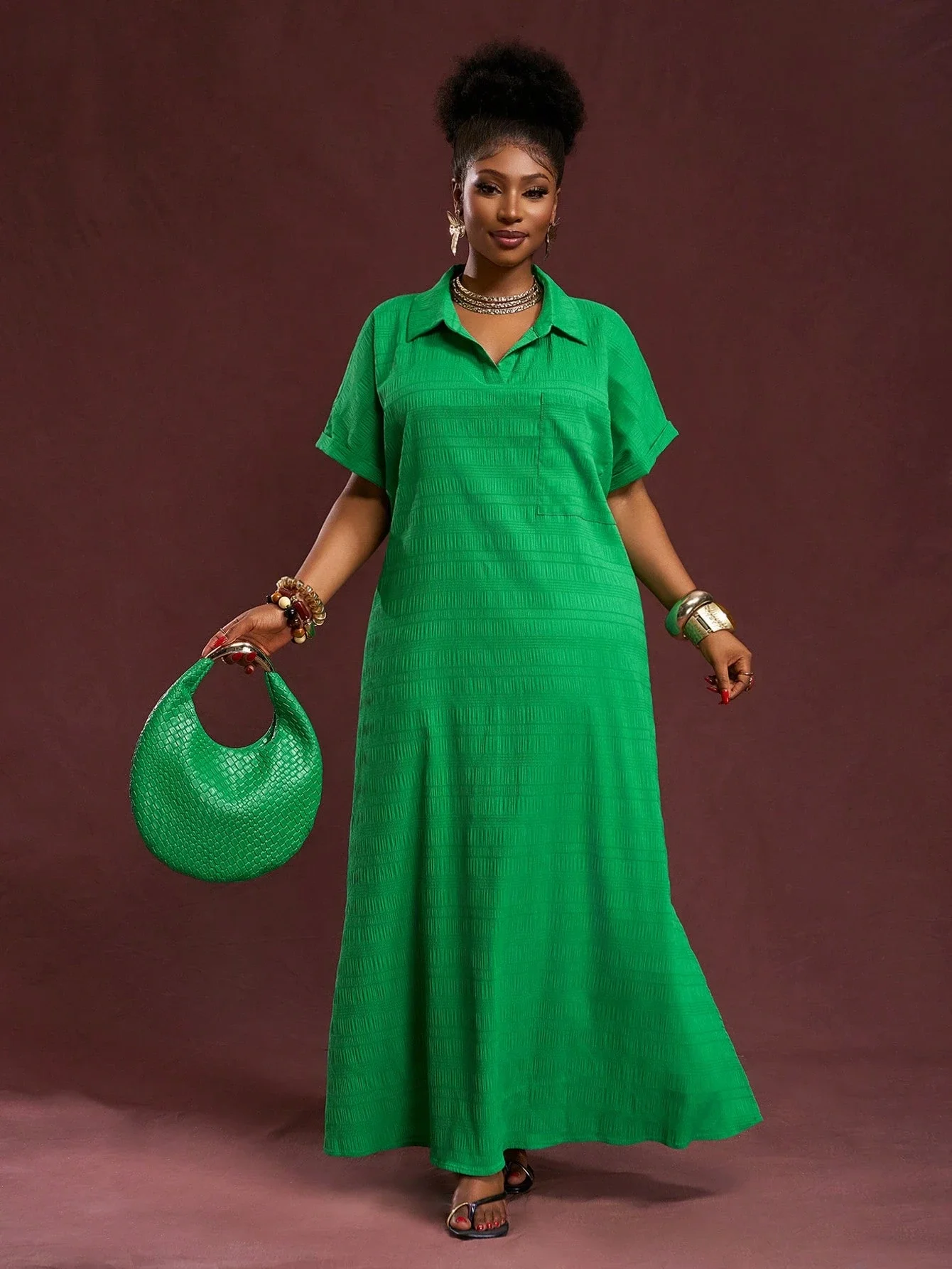 Green Loose Shirt Dress With Pockets And Side Slits Woven Texture Casual Long Dress
Green Loose Shirt Dress With Pockets And Side Slits Woven Texture Casual Long Dress