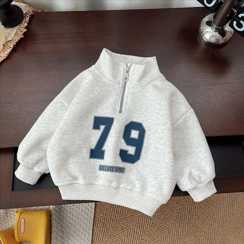 Boys' Hoodie Spring and Autumn Collection Fashionable New Children's Leisure Sportswear Two Piece Set
Boys' Hoodie Spring and Autumn Collection Fashionable New Children's Leisure Sportswear Two Piece Set