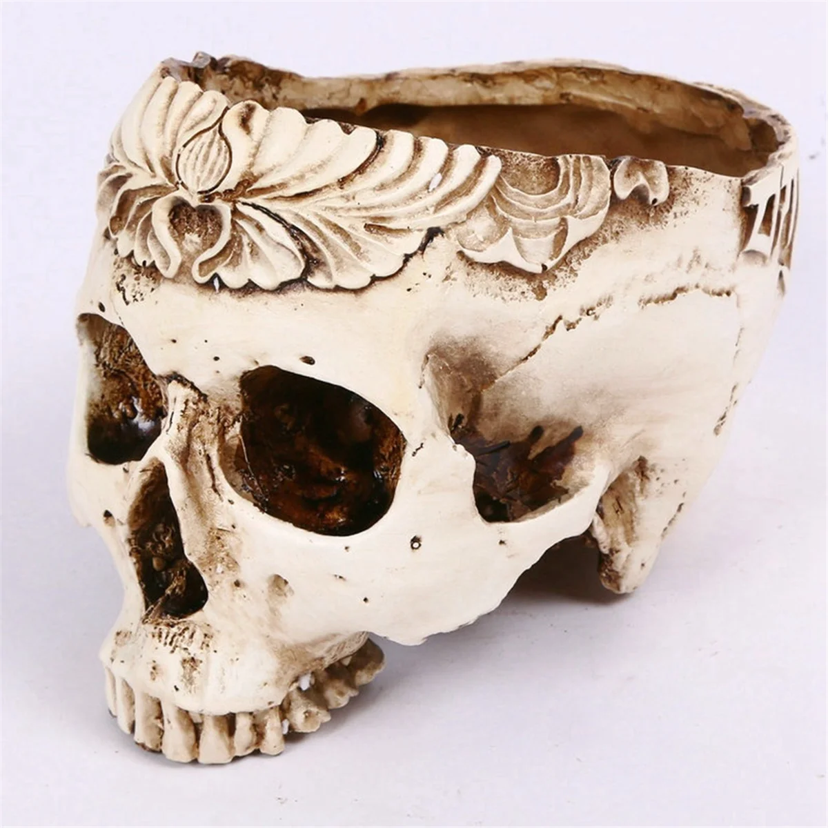 Skull ornamentsResin Skull Planter Flower Succulents Pot Carved Skeleton Flowerpot Sugar Cactus Planter Pots Holder Candy Bowl
Skull ornamentsResin Skull Planter Flower Succulents Pot Carved Skeleton Flowerpot Sugar Cactus Planter Pots Holder Candy Bowl