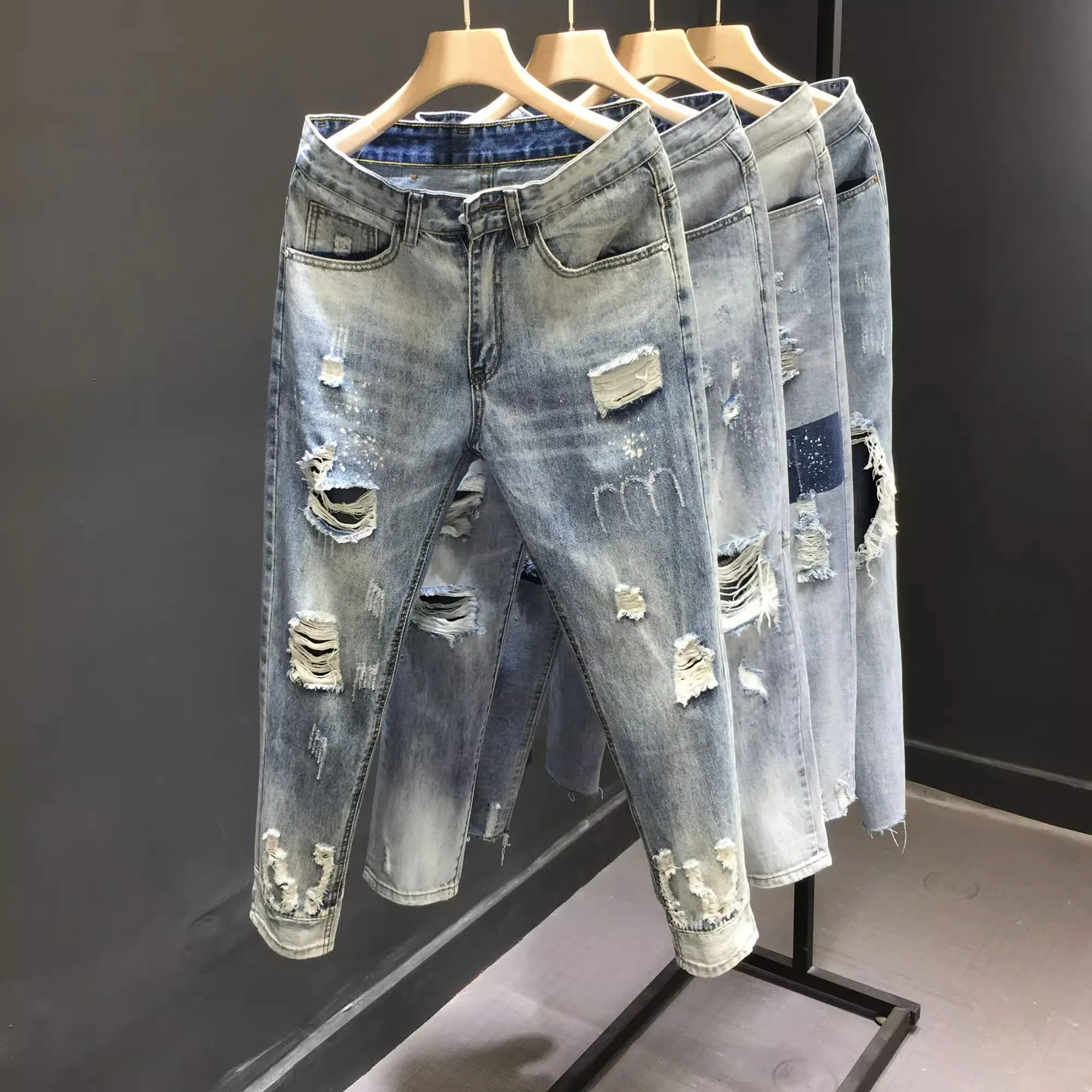 New 2025 Men's Ripped Skinny Jeans Summer Thin Waed Casual Trousers mid Waist Zipper Fly Youth Faion Denim Pants
New 2025 Men's Ripped Skinny Jeans Summer Thin Waed Casual Trousers mid Waist Zipper Fly Youth Faion Denim Pants