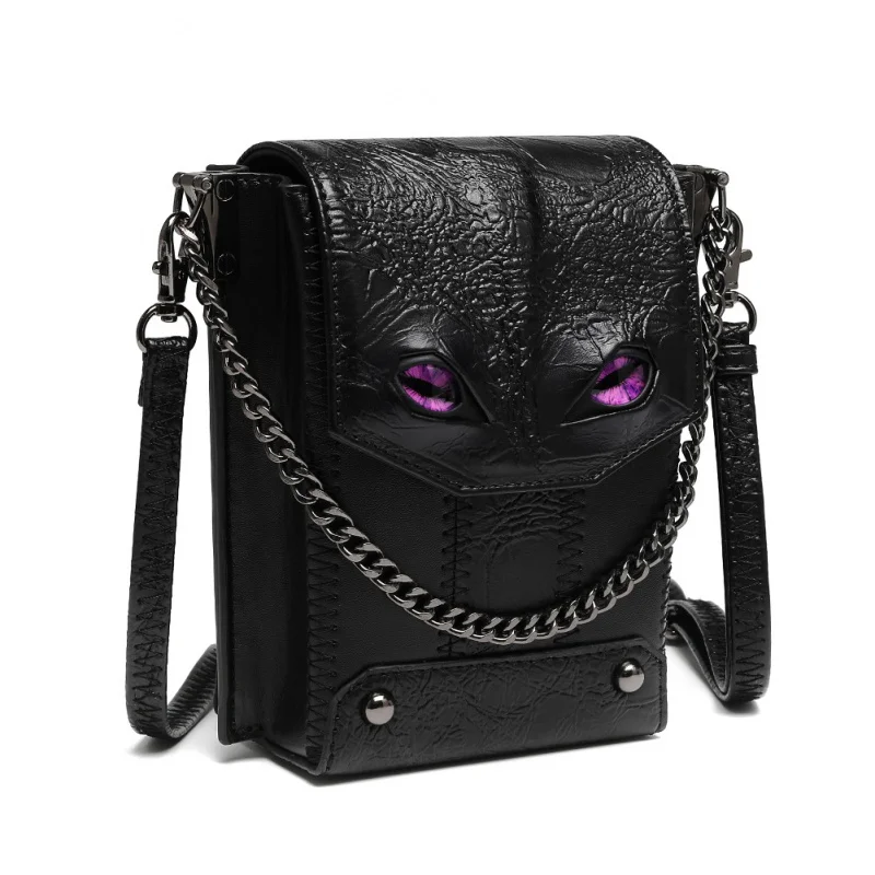 New Women's Bag European and American Punk Niche Women's One Shoulder Crossbody Bag Gothic Small Bag
New Women's Bag European and American Punk Niche Women's One Shoulder Crossbody Bag Gothic Small Bag