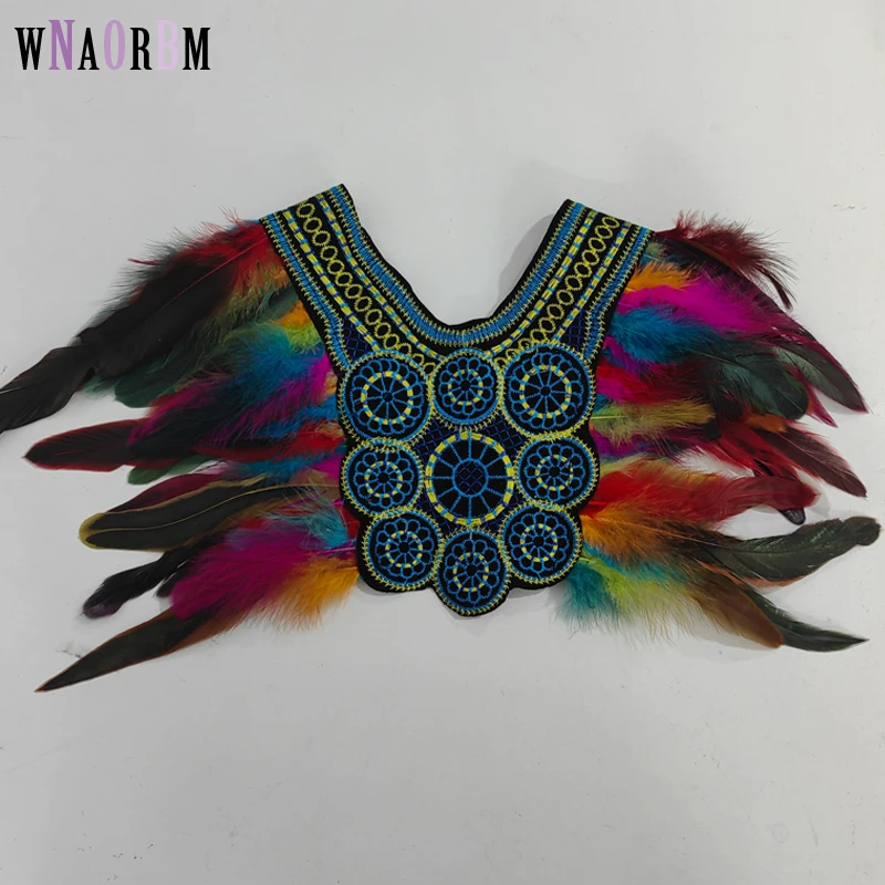 Halloween party costume, collar, scarf, Gothic feather collar and shoulders, witch role-playing available for both women and men
Halloween party costume, collar, scarf, Gothic feather collar and shoulders, witch role-playing available for both women and men
