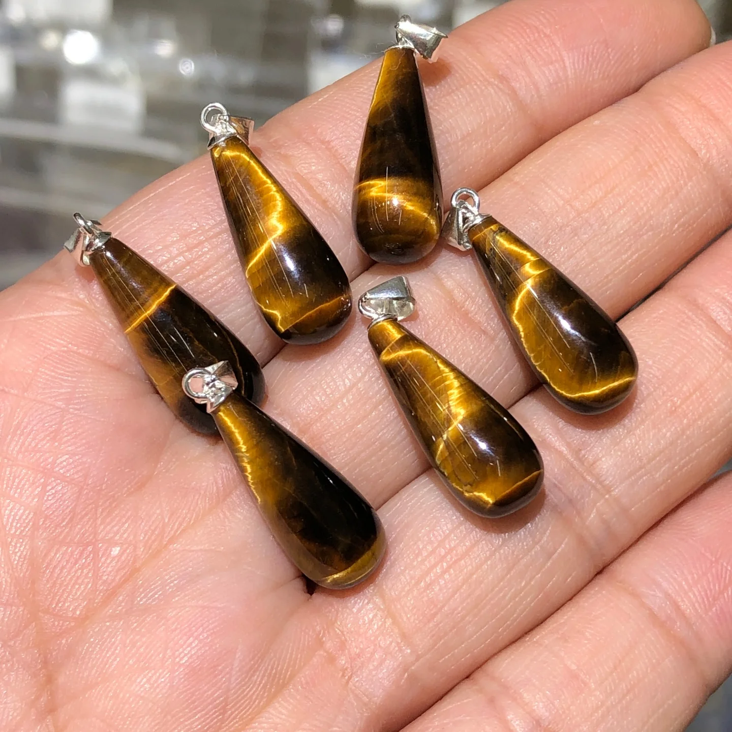 1Pc Natural Tiger Eye Pendant Water Drop 925 Sterling Silver Reiki Healing Stone Gift Men Women
1Pc Natural Tiger Eye Pendant Water Drop 925 Sterling Silver Reiki Healing Stone Gift Men Women