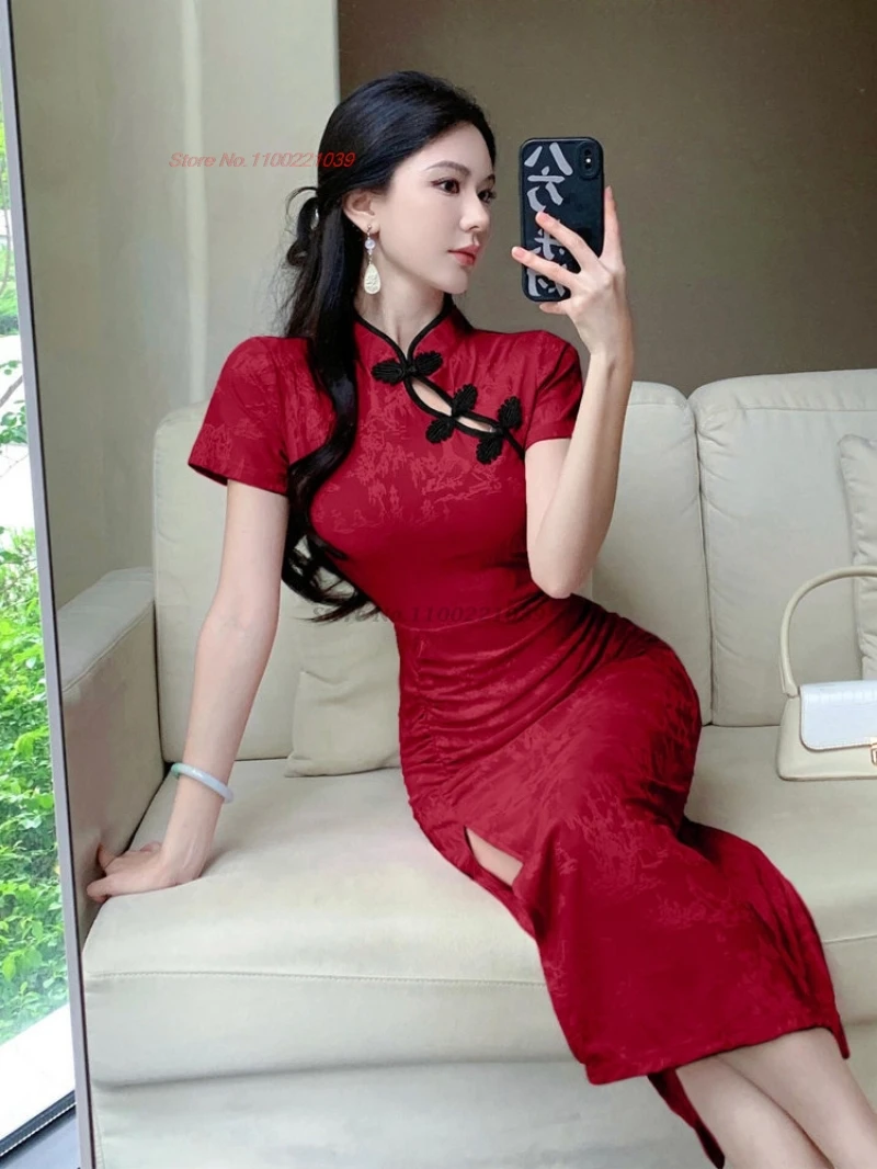 Традиционное китайское платье-ципао 2026 года, улучшенный дизайн, вечернее платье с тиснением, наряд для ночного клуба, народное платье-ципао, вестидо
Традиционное китайское платье-ципао 2026 года, улучшенный дизайн, вечернее платье с тиснением, наряд для ночного клуба, народное платье-ципао, вестидо