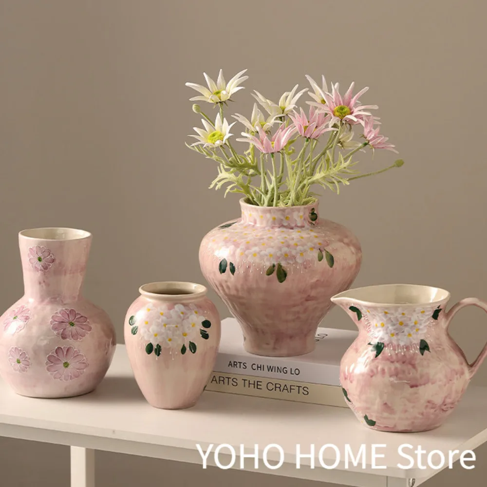 Jingdezhen Ceramic Pink Small Vase Ornament For Living Room Arrangement, New Chinese Style Pot, Light Luxury High-End Flower
Jingdezhen Ceramic Pink Small Vase Ornament For Living Room Arrangement, New Chinese Style Pot, Light Luxury High-End Flower