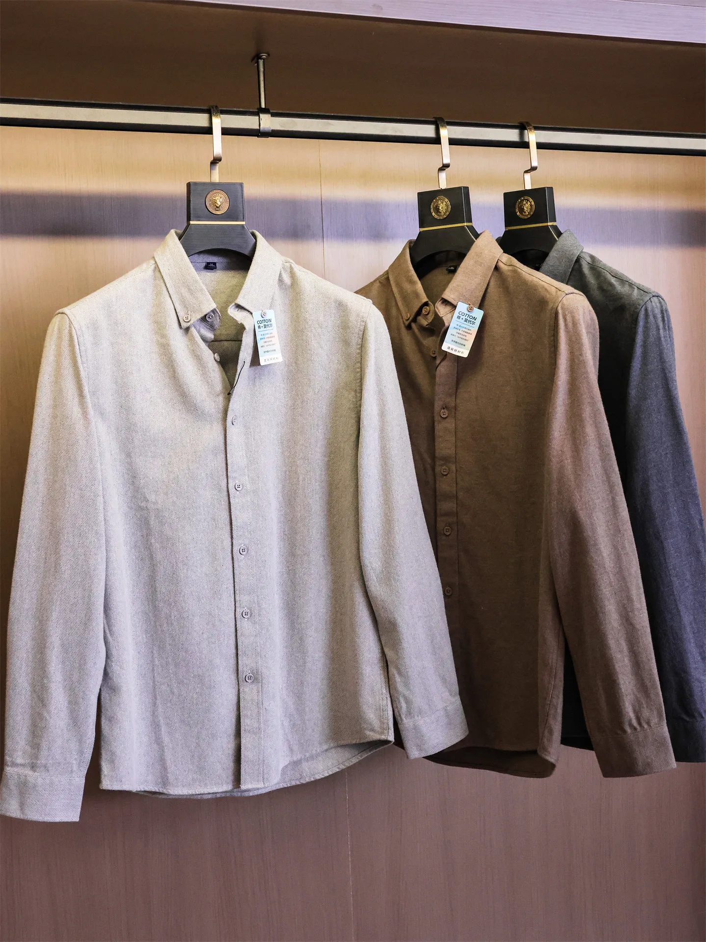 Breathable Fabric Casual Long Sleeve Men's Shirt Comfortable Skin-friendly Pure Color Collared Shirt Versatile for Daily Wear
Breathable Fabric Casual Long Sleeve Men's Shirt Comfortable Skin-friendly Pure Color Collared Shirt Versatile for Daily Wear
