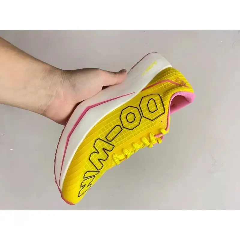 Original Brand Professional Running Trainers Sport Shoe Designer Carbon Plate Walking Jogging Shoe Top Quality Running Shoe
Original Brand Professional Running Trainers Sport Shoe Designer Carbon Plate Walking Jogging Shoe Top Quality Running Shoe