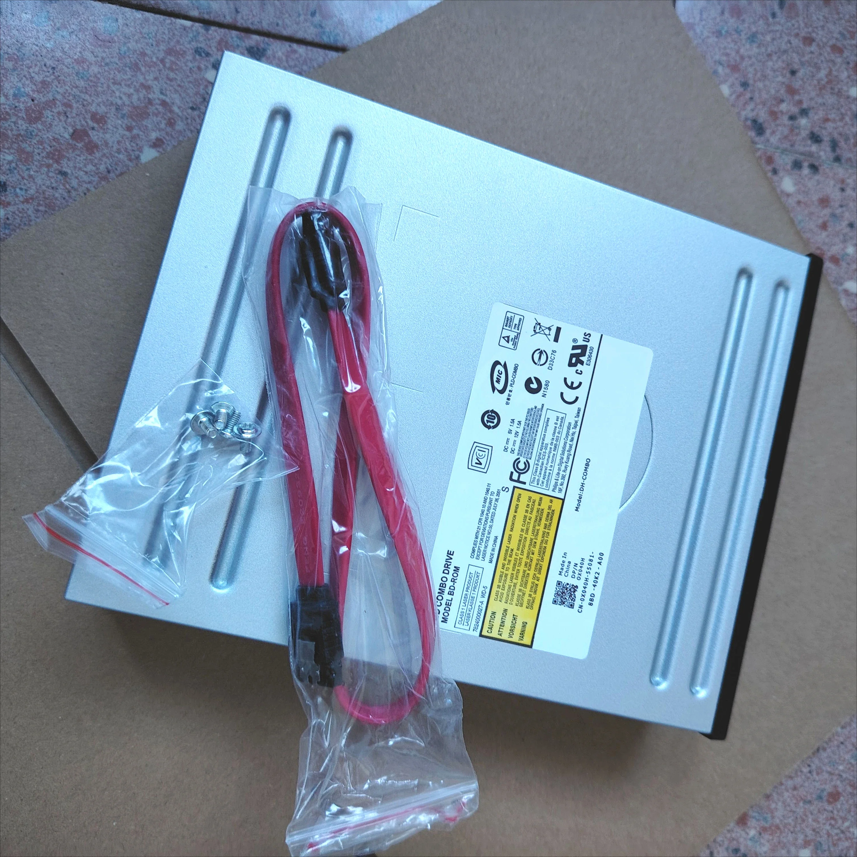 For Jianxing Blu-ray Kangbao serial port desktop built-in dvd/cd burner optical drive
For Jianxing Blu-ray Kangbao serial port desktop built-in dvd/cd burner optical drive