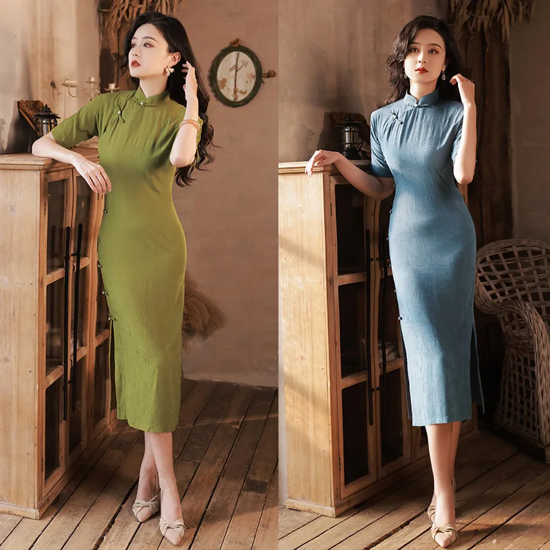 High-end True Cardigan Cheongsam Long Section 2023 Summer New Retro Improved Temperament Chinese Traditional Women Dress
High-end True Cardigan Cheongsam Long Section 2023 Summer New Retro Improved Temperament Chinese Traditional Women Dress