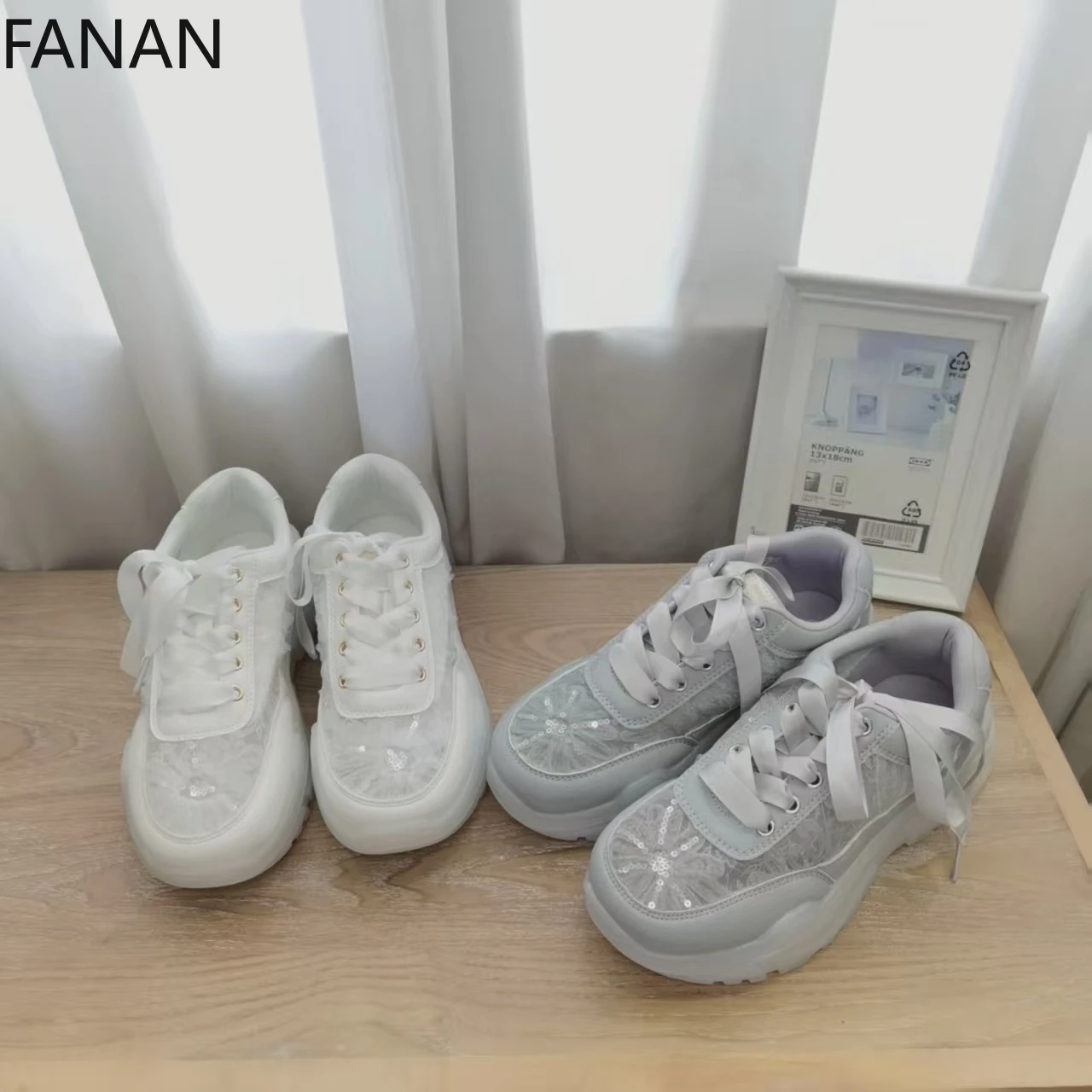 Vintage Lace Chunky Sneakers Breathable Mesh Jelly Shoes for Women Japanese Style Sports Casual Shoes High Heel Running Shoes
Vintage Lace Chunky Sneakers Breathable Mesh Jelly Shoes for Women Japanese Style Sports Casual Shoes High Heel Running Shoes