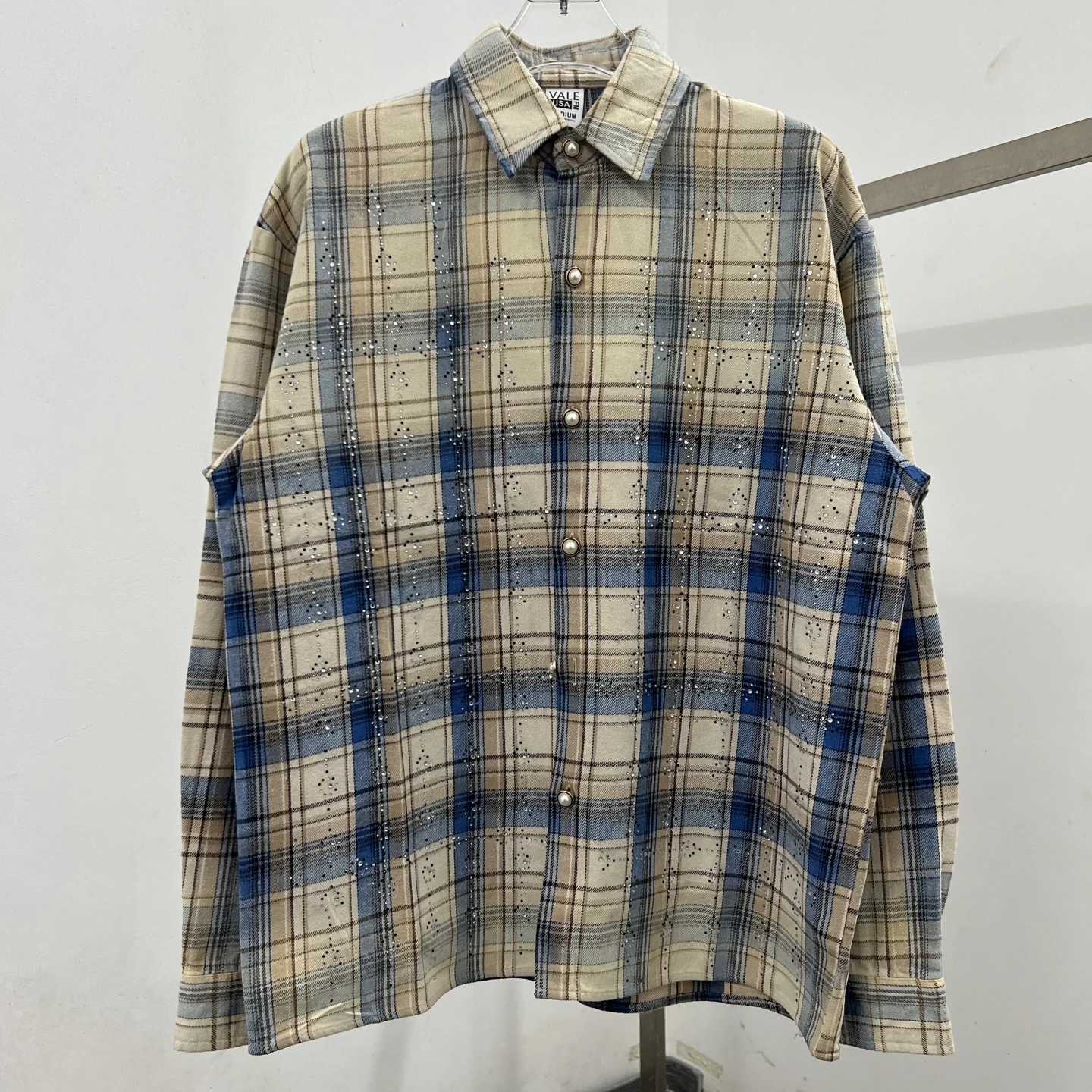 High Quali VForever American Sle Long Sve Plaid irt Couple Loose Fit Men's irt adient Color Diamond Heat Tran...
High Quali VForever American Sle Long Sve Plaid irt Couple Loose Fit Men's irt adient Color Diamond Heat Tran...