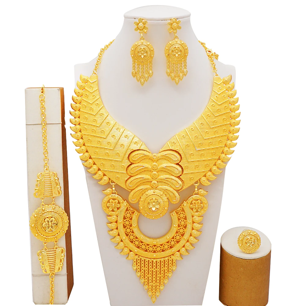 African Big Jewelry Sets Wedding Bridal Party Gold Plated Color Fine Necklace sets Women Fashion Necklace Bracelet Bracelet Ring
African Big Jewelry Sets Wedding Bridal Party Gold Plated Color Fine Necklace sets Women Fashion Necklace Bracelet Bracelet Ring