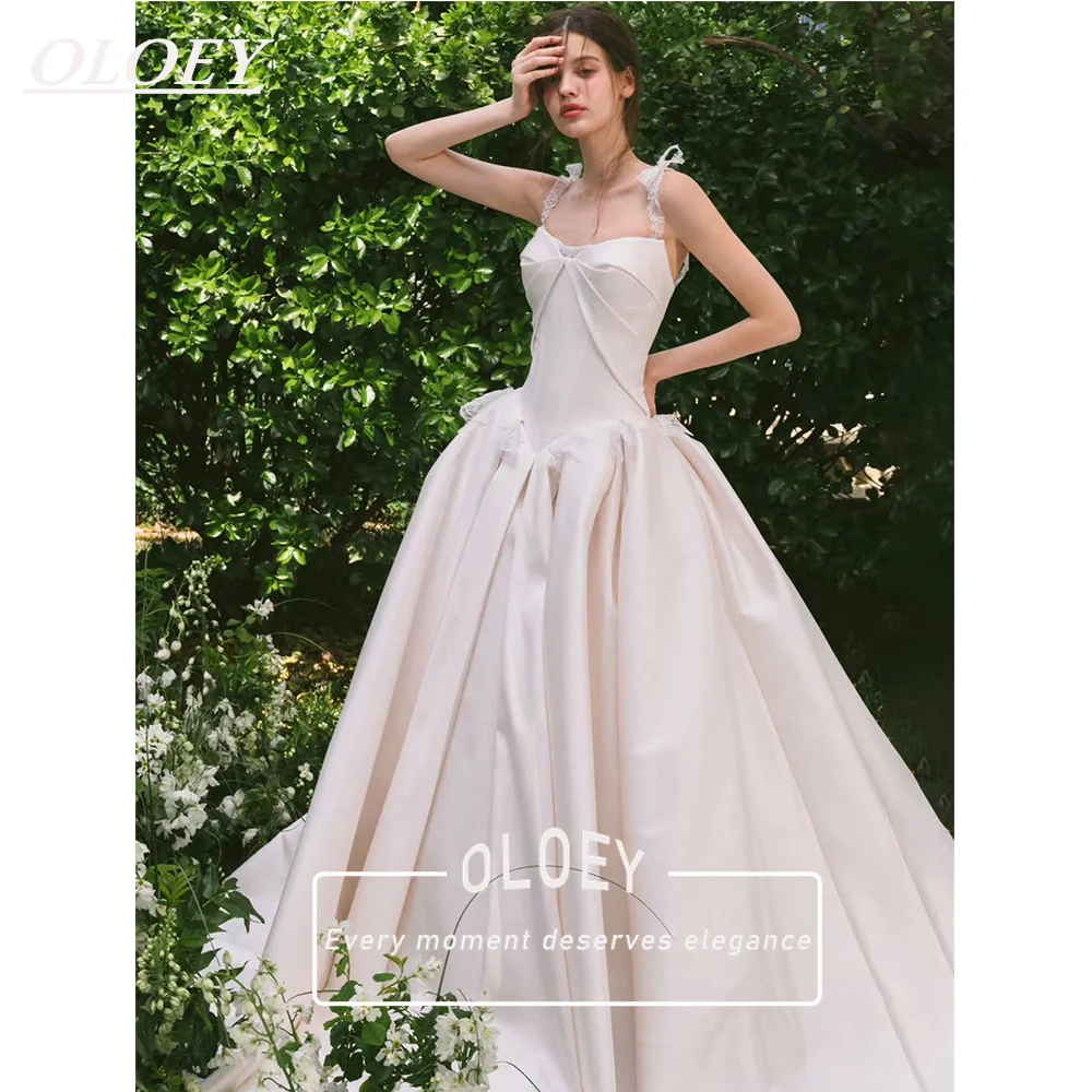 OLOEY Elegant Satin A-Line Wedding Dress Spaghetti Straps Puffy 2026 Women's Bridal Gown with Laceing Back Customized
OLOEY Elegant Satin A-Line Wedding Dress Spaghetti Straps Puffy 2026 Women's Bridal Gown with Laceing Back Customized