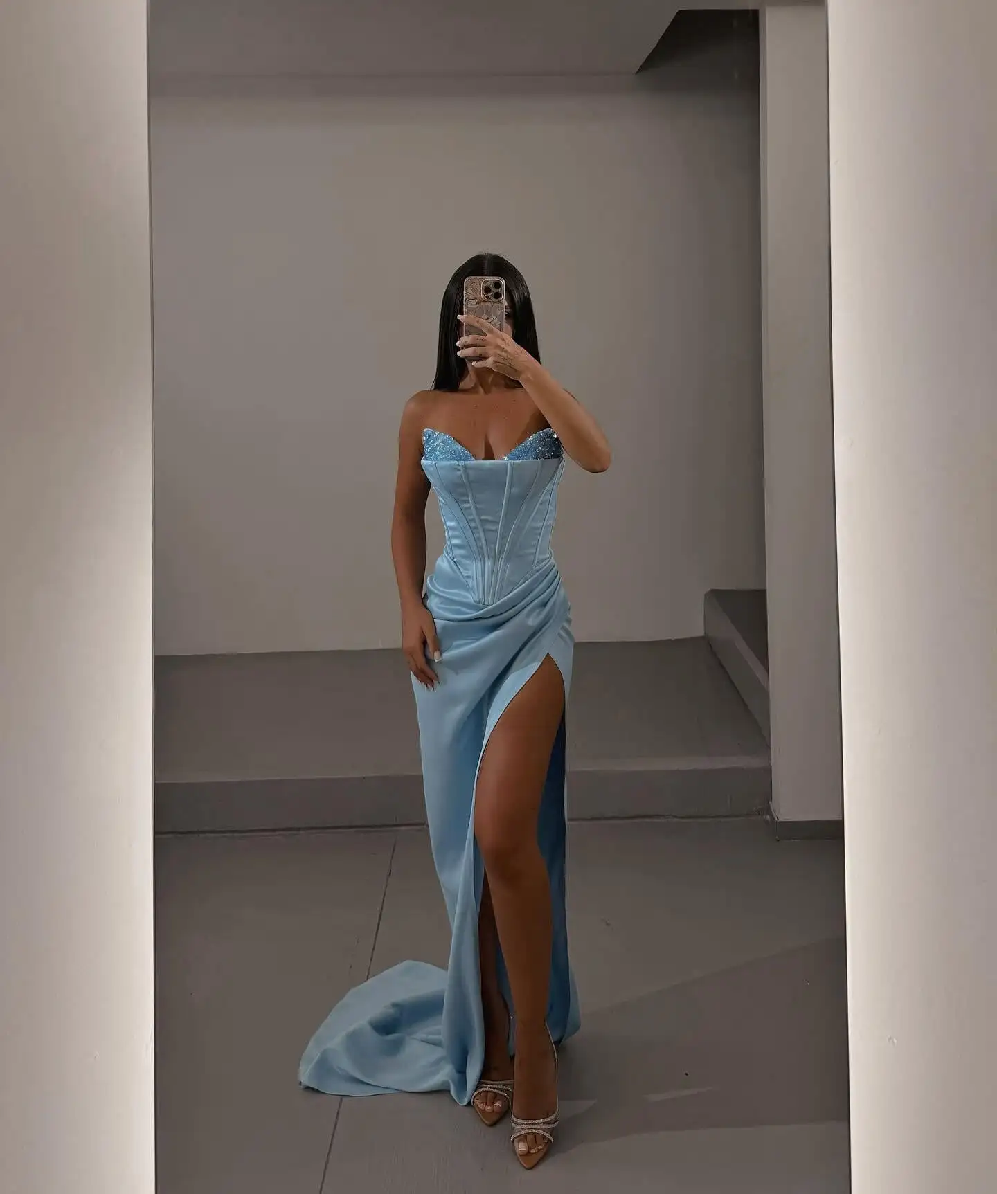 Customized Graceful Satin Straight Sequined Evening Dresses Strapless Sleeveless Panel Train Bespoke Occasion Gowns Si
Customized Graceful Satin Straight Sequined Evening Dresses Strapless Sleeveless Panel Train Bespoke Occasion Gowns Si