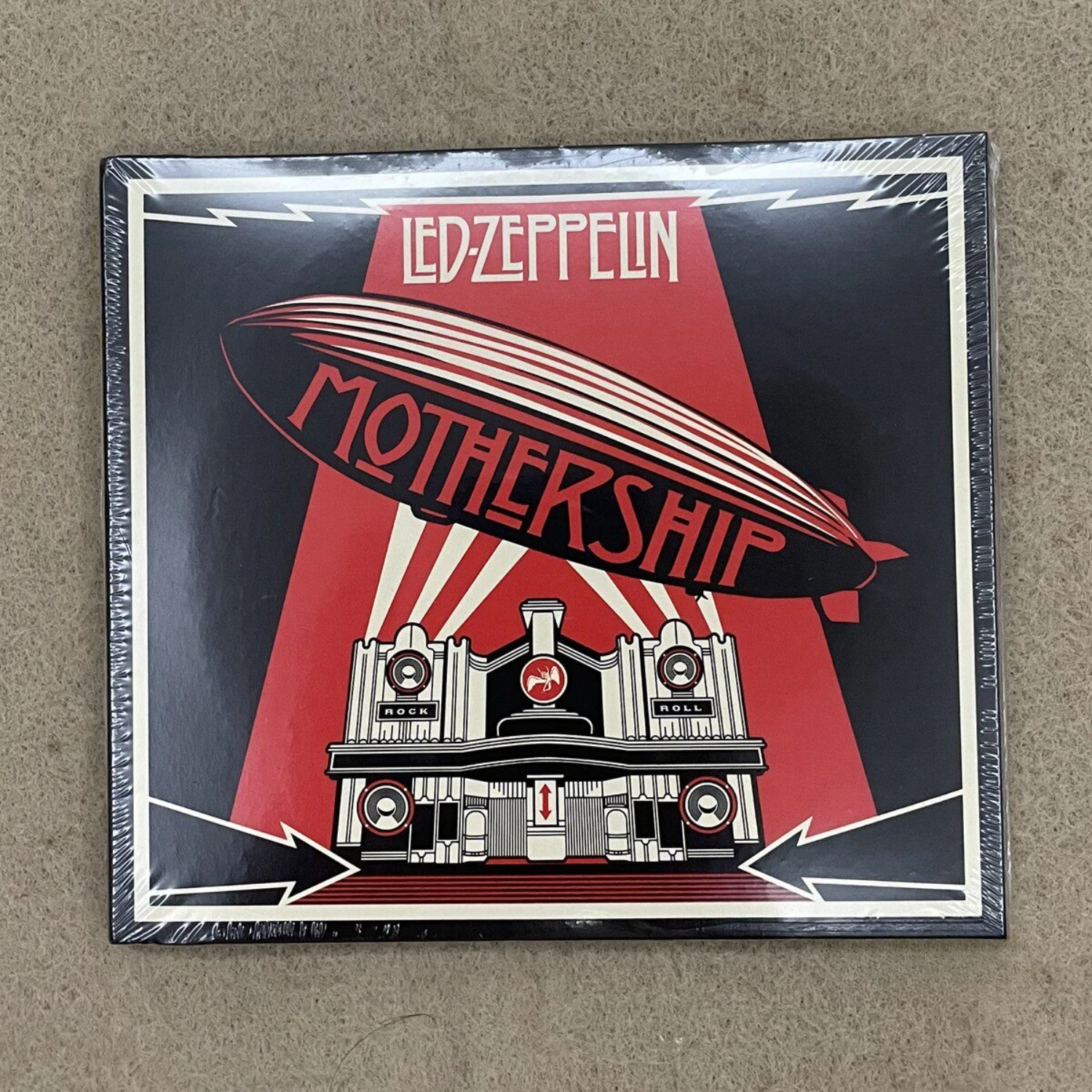 Rare Sealed Led Zeppelin Mothership Classic Rock Hard Rock Blues Rock Greatest Hits Remastered Audio CD Collectible
Rare Sealed Led Zeppelin Mothership Classic Rock Hard Rock Blues Rock Greatest Hits Remastered Audio CD Collectible