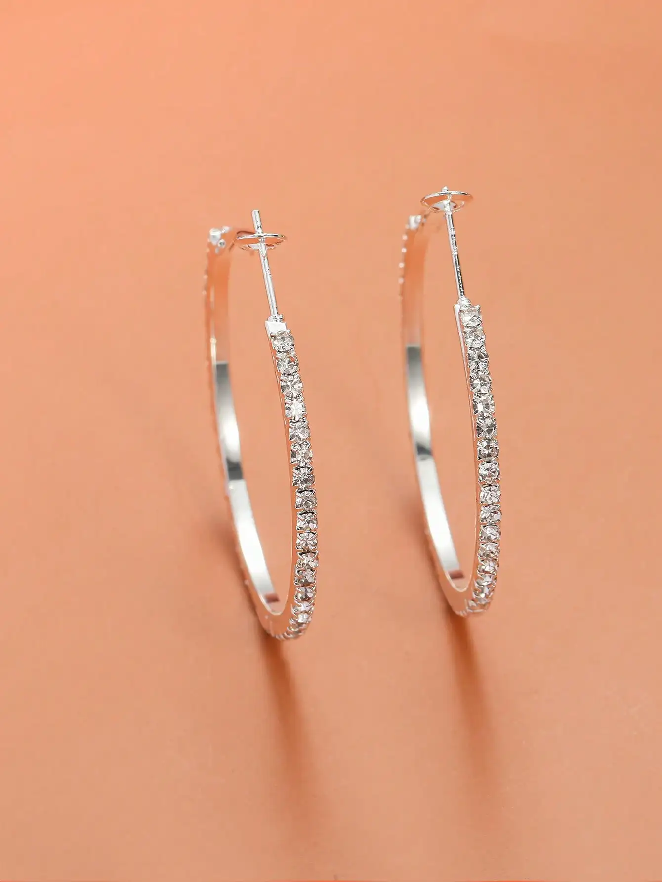 Sparkling Rhinestone Hoop Earrings for Women, Perfect for Parties, Vacations & Night Out
Sparkling Rhinestone Hoop Earrings for Women, Perfect for Parties, Vacations & Night Out