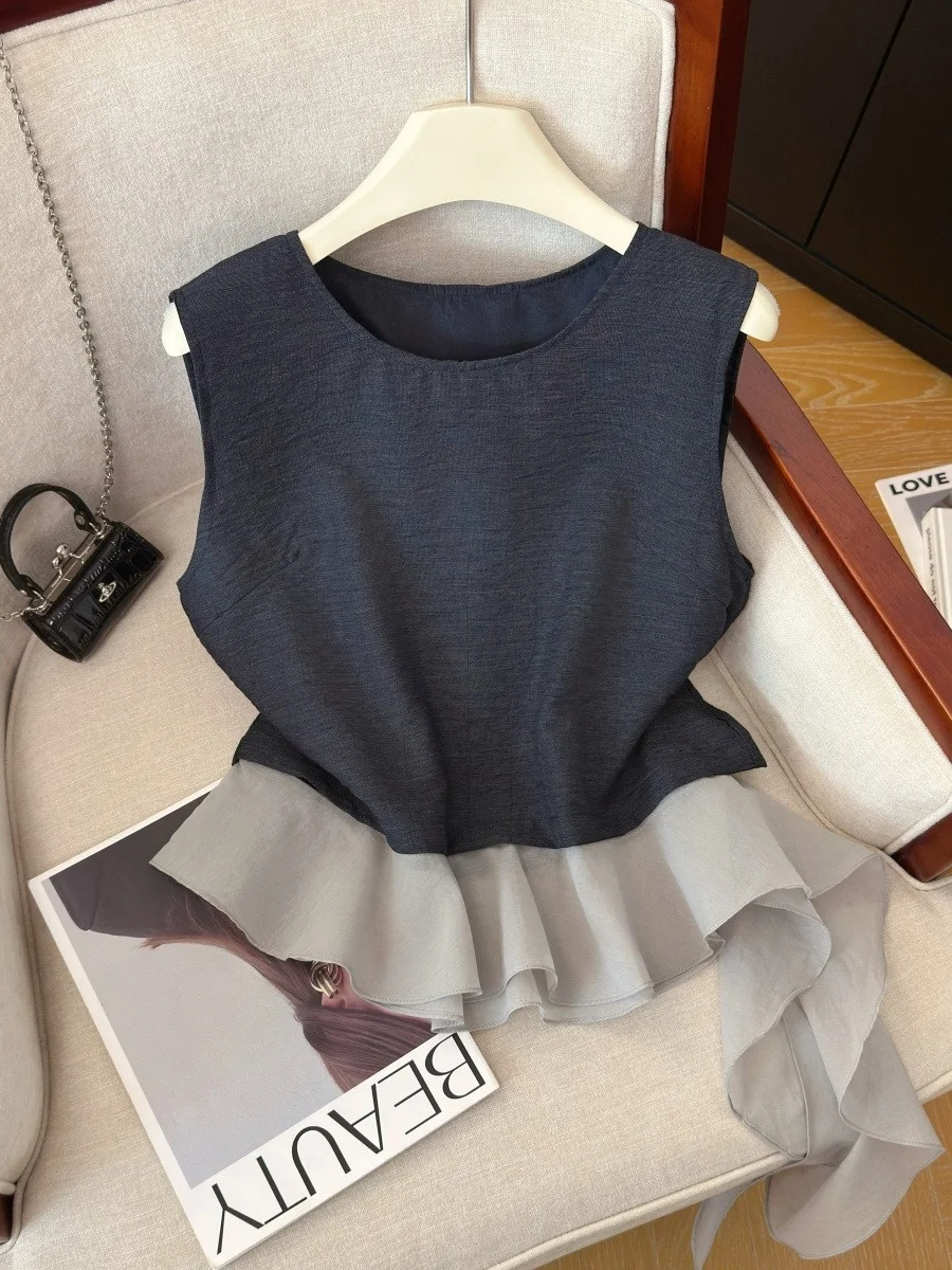 Korean Style Sleeveless Shirt Women's Summer Fashion Design Sense Top with Lace Hem Easy to Match Loose Fit Casual Shirt
Korean Style Sleeveless Shirt Women's Summer Fashion Design Sense Top with Lace Hem Easy to Match Loose Fit Casual Shirt