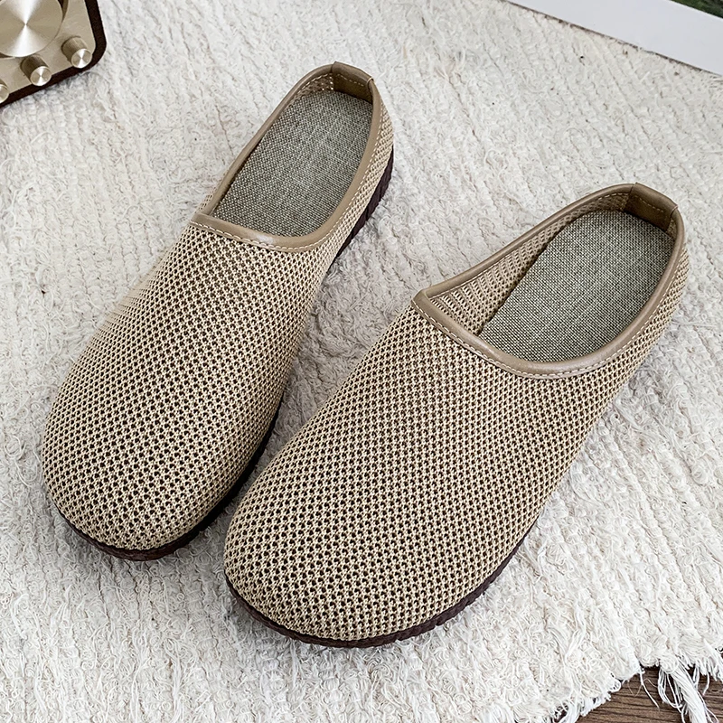 Shoes Woman 2025 Lady Slippers Soft Rubber Flip Flops Low Big Size Luxury Slides Pantofle Cover Toe Girl Comfort Hawaiian Summer
Shoes Woman 2025 Lady Slippers Soft Rubber Flip Flops Low Big Size Luxury Slides Pantofle Cover Toe Girl Comfort Hawaiian Summer