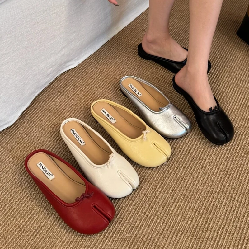 Split Toe Shoes Woman Ninja Tabi Slippers Leather Round Toe Slides Comfy Mules Femmes Clog Sandals Pettitoes Flipflops
Split Toe Shoes Woman Ninja Tabi Slippers Leather Round Toe Slides Comfy Mules Femmes Clog Sandals Pettitoes Flipflops