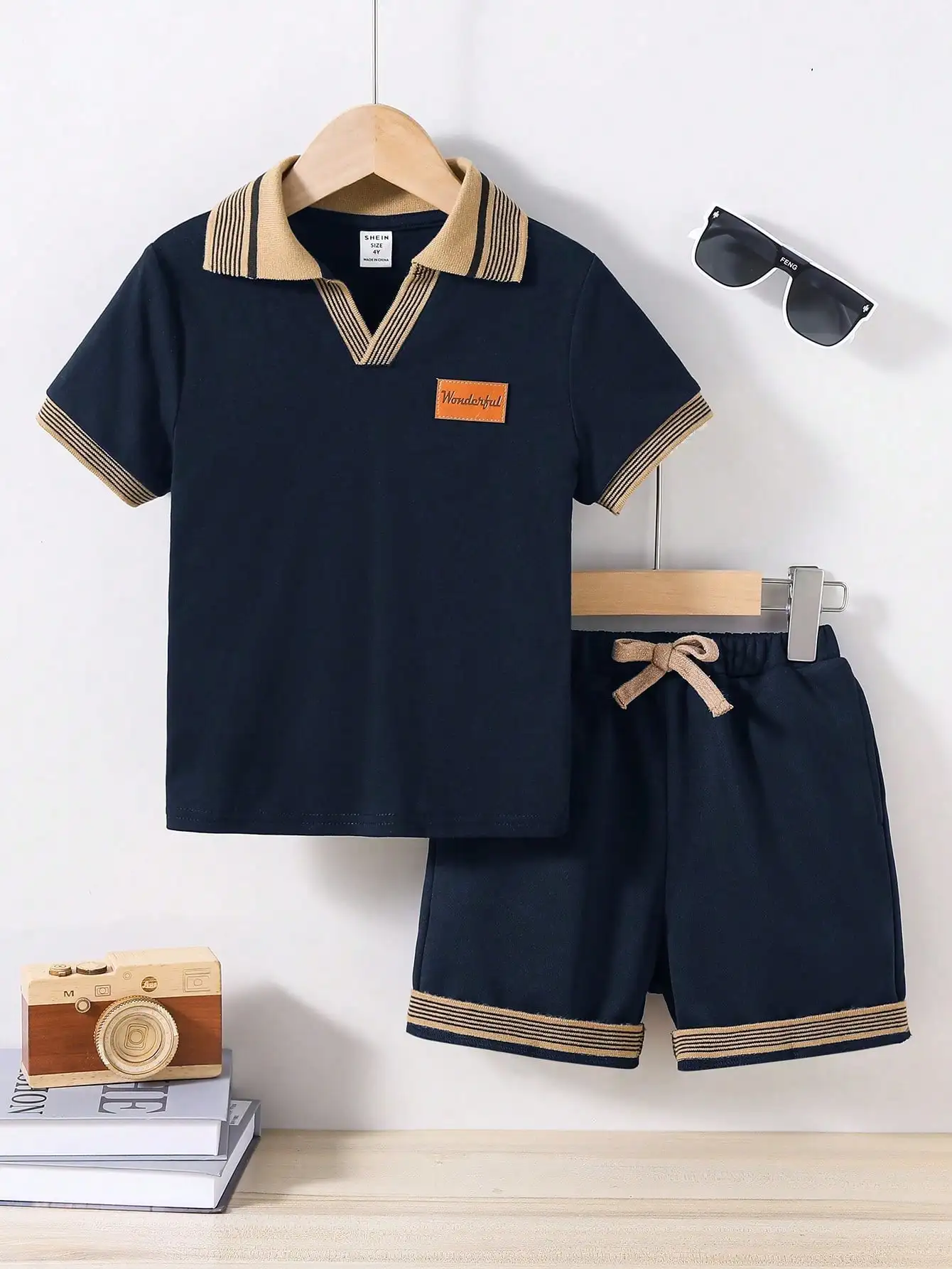 2pcs/Set Tween Boy Casual Color Block Collar Patch Short Sleeve Polo Shirt And Elastic Waist Shorts Outfit, Suitable For Autumn, Spring, Summer, For Outdoor Play, School, Street Style, Party And Leisure
2pcs/Set Tween Boy Casual Color Block Collar Patch Short Sleeve Polo Shirt And Elastic Waist Shorts Outfit, Suitable For Autumn, Spring, Summer, For Outdoor Play, School, Street Style, Party And Leisure