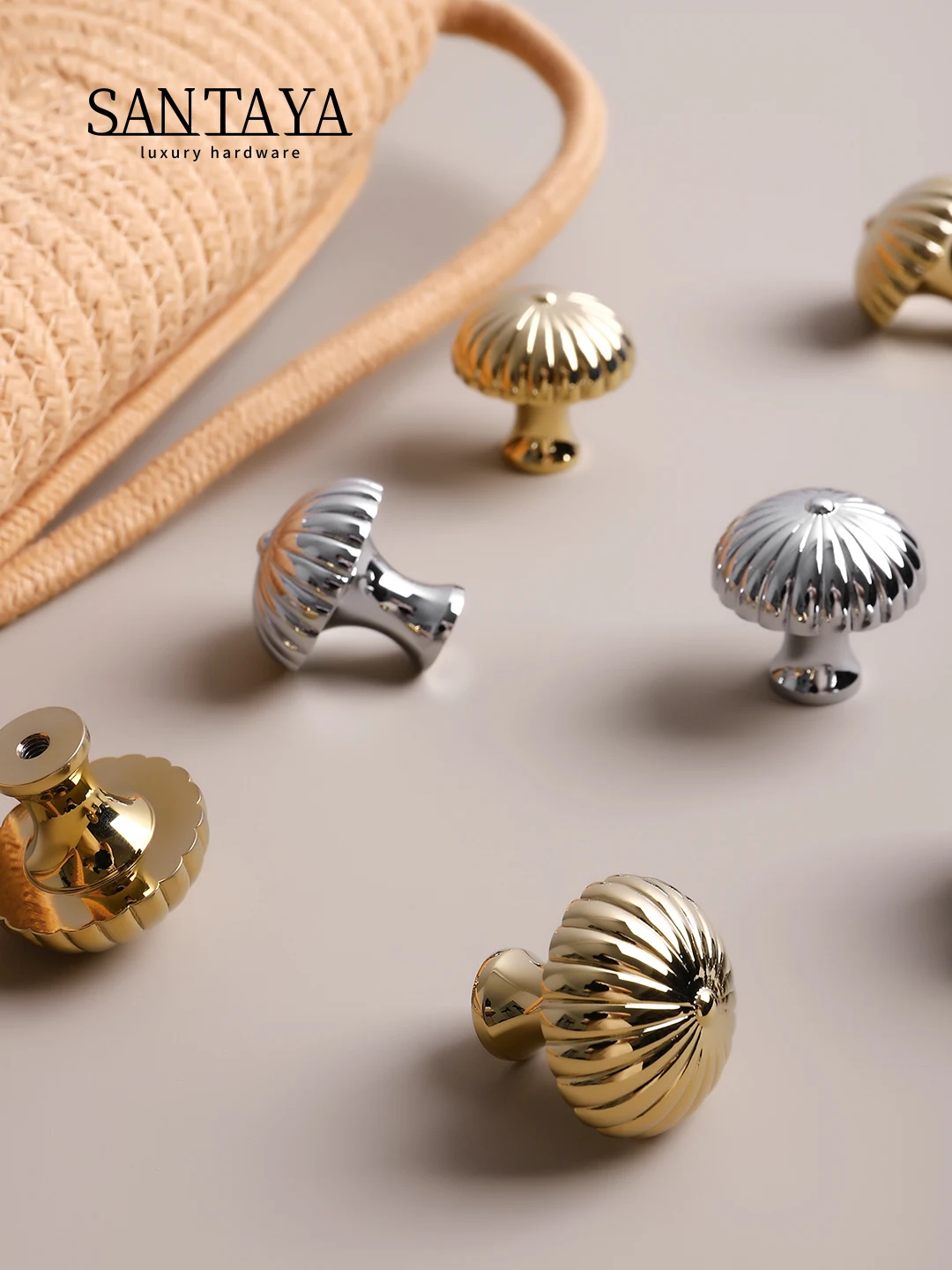 Mushroom Shaped Furniture Brass Handles PVD Plating Bright Gold Silver Wardrobe Shoe Cabinet Kitchen Cabinet Dresser Small Knobs
Mushroom Shaped Furniture Brass Handles PVD Plating Bright Gold Silver Wardrobe Shoe Cabinet Kitchen Cabinet Dresser Small Knobs