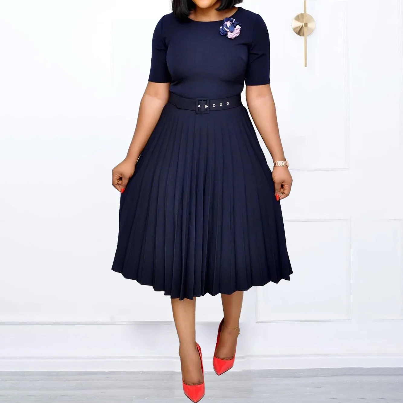 Round New Women's Summer Neck Mid Length Pleated Skirt With Belt Short Sleeve High Waist Office Ladies Long Dresses 2025
Round New Women's Summer Neck Mid Length Pleated Skirt With Belt Short Sleeve High Waist Office Ladies Long Dresses 2025