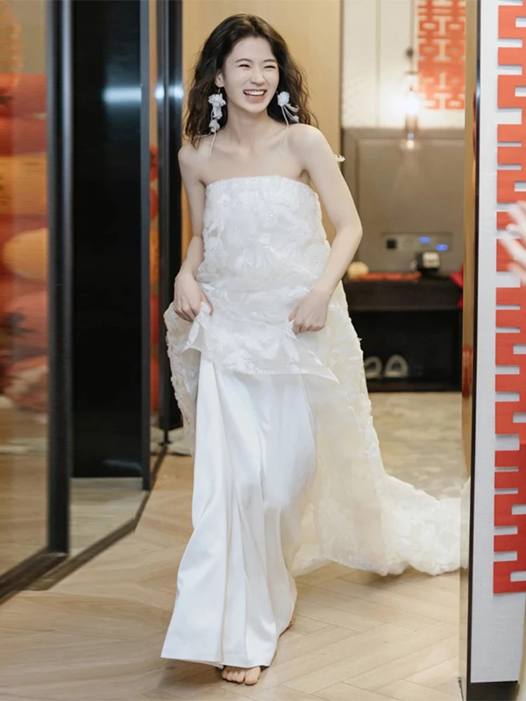 Белый свадебный утренний халат Ele для помолвки, женское роскошное свадебное платье без бретелек из атласной ткани, простое и элегантное.
Белый свадебный утренний халат Ele для помолвки, женское роскошное свадебное платье без бретелек из атласной ткани, простое и элегантное.