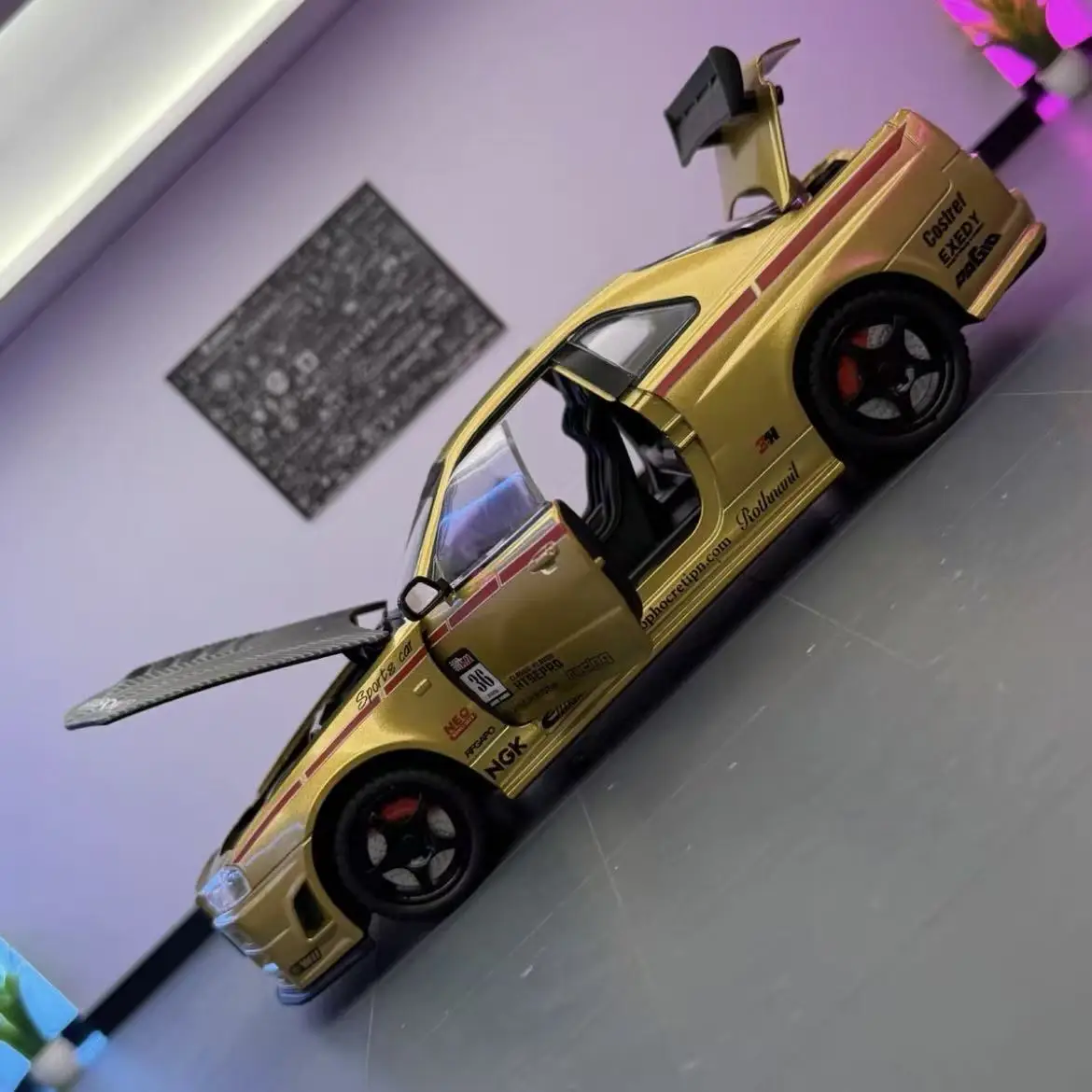 2026 New 1:24 Nissan GTR Alloy Racing Model With Sound & Light Early Education Puzzle Toy Premium Collection Gift
2026 New 1:24 Nissan GTR Alloy Racing Model With Sound & Light Early Education Puzzle Toy Premium Collection Gift