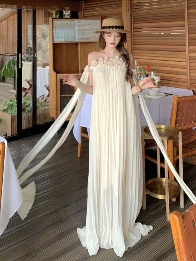 Summer New Style Women's One-Shoulder A-Line Dress with 3D Rose Flower Design Slimming Waist Tie Holiday Fairy Long Dress
Summer New Style Women's One-Shoulder A-Line Dress with 3D Rose Flower Design Slimming Waist Tie Holiday Fairy Long Dress