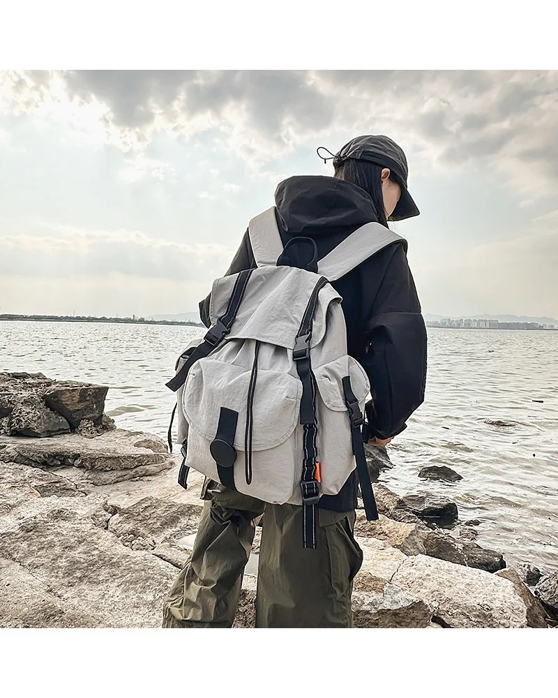 Casual trend college student schoolbag junior high school student high school student light backpack mountaineering trip
Casual trend college student schoolbag junior high school student high school student light backpack mountaineering trip