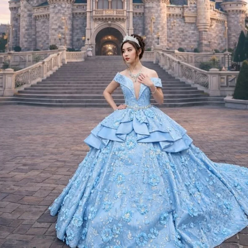 Блестящие синие платья для квинсеаньеры с открытыми плечами, пайетками, 3D-цветами, многослойные, с длинным шлейфом, Vestido De 15 Quinceanera, на заказ
Блестящие синие платья для квинсеаньеры с открытыми плечами, пайетками, 3D-цветами, многослойные, с длинным шлейфом, Vestido De 15 Quinceanera, на заказ