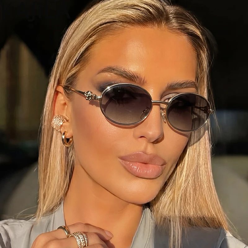 Vintage Oval Punk Sunglasses Women 2026 Luxury Designer Steampunk Metal Photochromic Outdoor Sun Glasses for Lady Retro Shades
Vintage Oval Punk Sunglasses Women 2026 Luxury Designer Steampunk Metal Photochromic Outdoor Sun Glasses for Lady Retro Shades