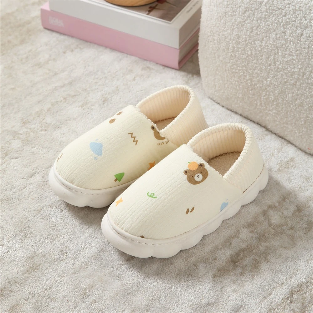 Послеродовые зимние женские хлопковые тапочки в корейском стиле на закрытом каблуке для пары, домашняя толстая противоскользящая подошва, которую можно носить на открытом воздухе
Послеродовые зимние женские хлопковые тапочки в корейском стиле на закрытом каблуке для пары, домашняя толстая противоскользящая подошва, которую можно носить на открытом воздухе