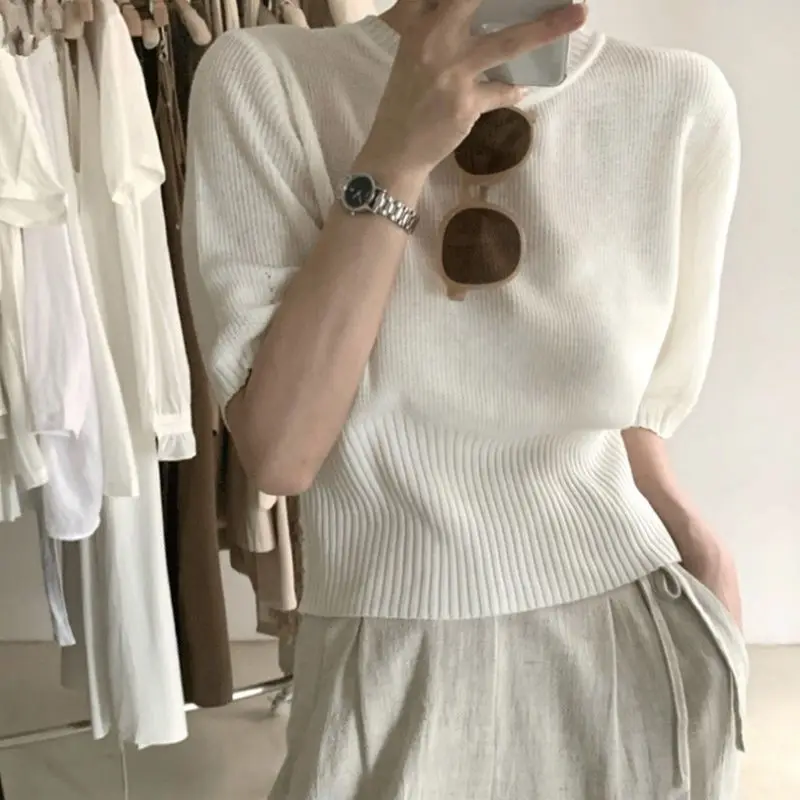 Short Sleeve Knitted Sweater Women's 2026 Spring and Summer Premium Feeling Sweater Bubble Sleeve Short Top
Short Sleeve Knitted Sweater Women's 2026 Spring and Summer Premium Feeling Sweater Bubble Sleeve Short Top