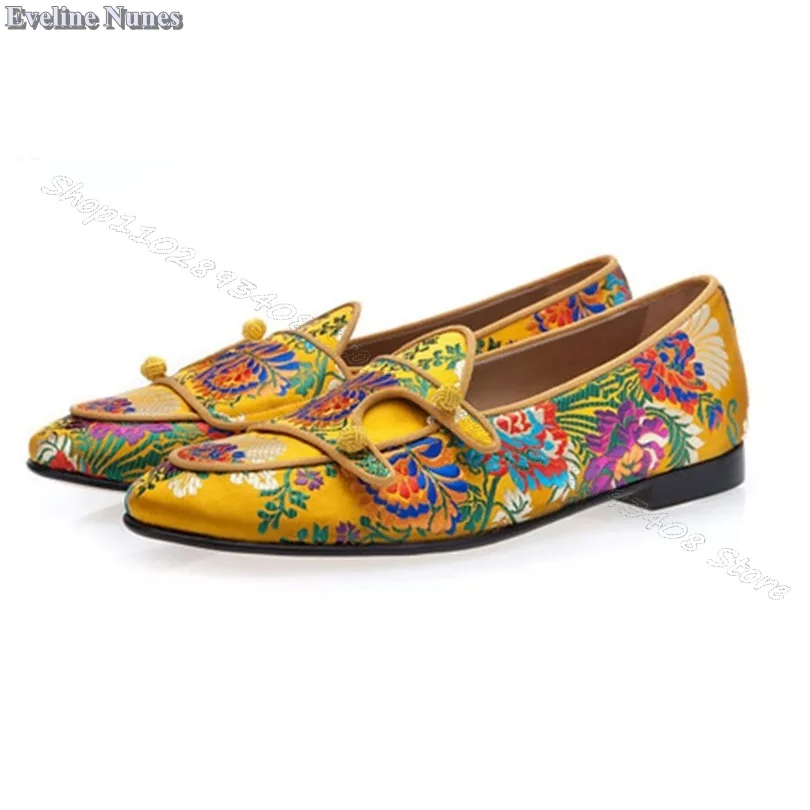 Ehnic Style Embroidery Men Shoes Loafers Shoes Matching Buttons Casual Men Shoes British Style Big Size 38-48 Zapatillas Mujer
Ehnic Style Embroidery Men Shoes Loafers Shoes Matching Buttons Casual Men Shoes British Style Big Size 38-48 Zapatillas Mujer
