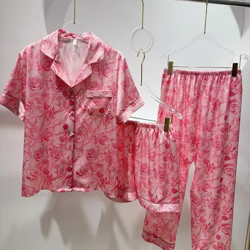 2026 Pink Flower Print Pajamas Suit 3 Piece Sleepwear Loungewear Short Sleeve Home Clothes Nightwear Women Rayon Loungewear
2026 Pink Flower Print Pajamas Suit 3 Piece Sleepwear Loungewear Short Sleeve Home Clothes Nightwear Women Rayon Loungewear