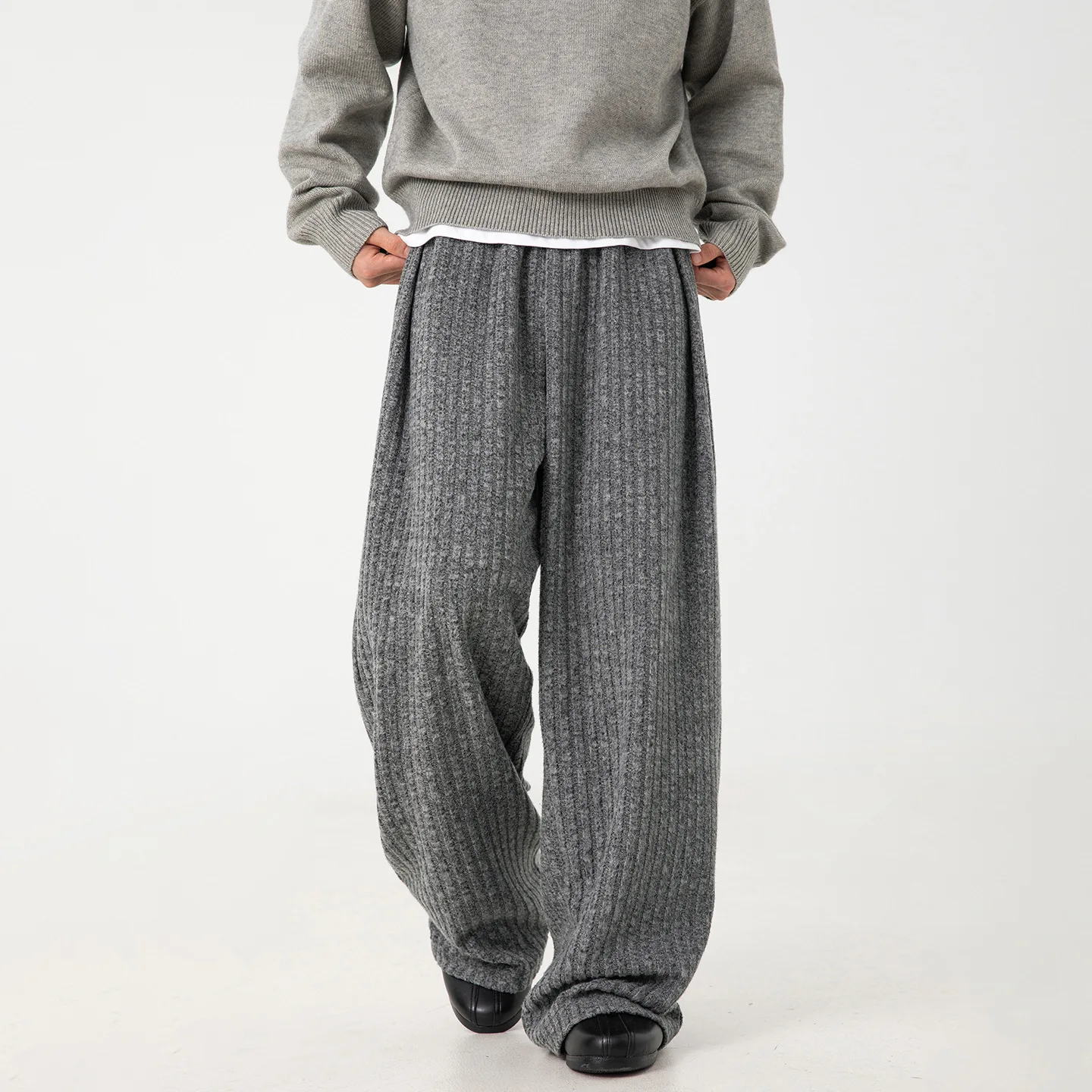 Texture Fleece Loose Draped Casual Pants Men Autumn Texture Sweatpants Pleated Design Trendy Brand Long Pants Fashionable 0U68
Texture Fleece Loose Draped Casual Pants Men Autumn Texture Sweatpants Pleated Design Trendy Brand Long Pants Fashionable 0U68