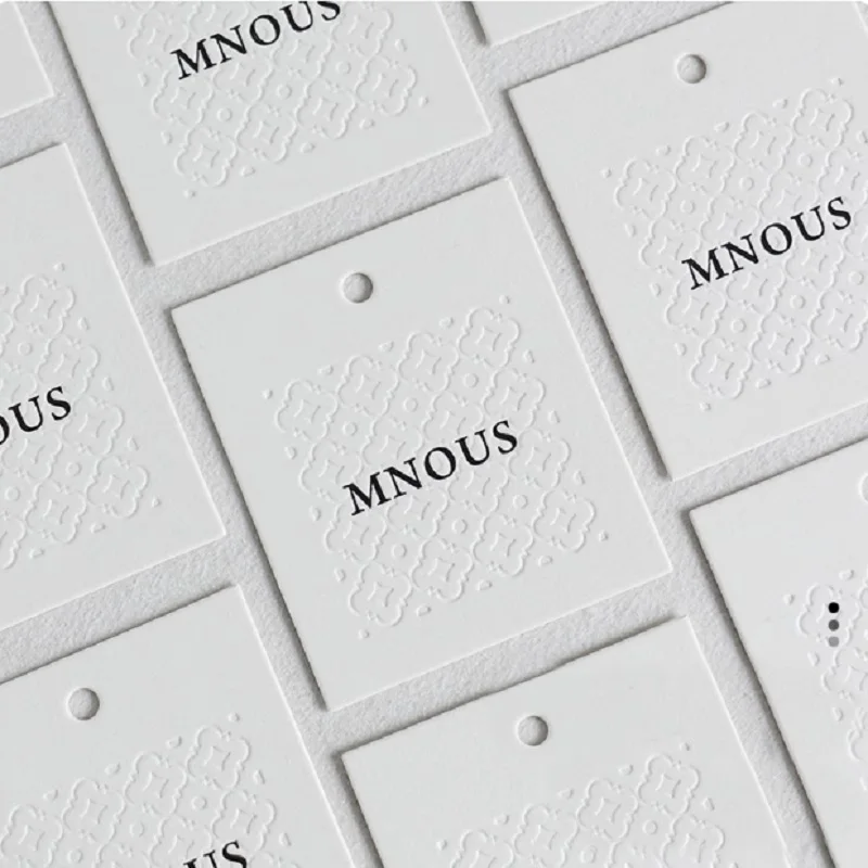 New texture tag customization for clothing stores, women's, men's and children's clothing, simple and fashionable clothing label
New texture tag customization for clothing stores, women's, men's and children's clothing, simple and fashionable clothing label