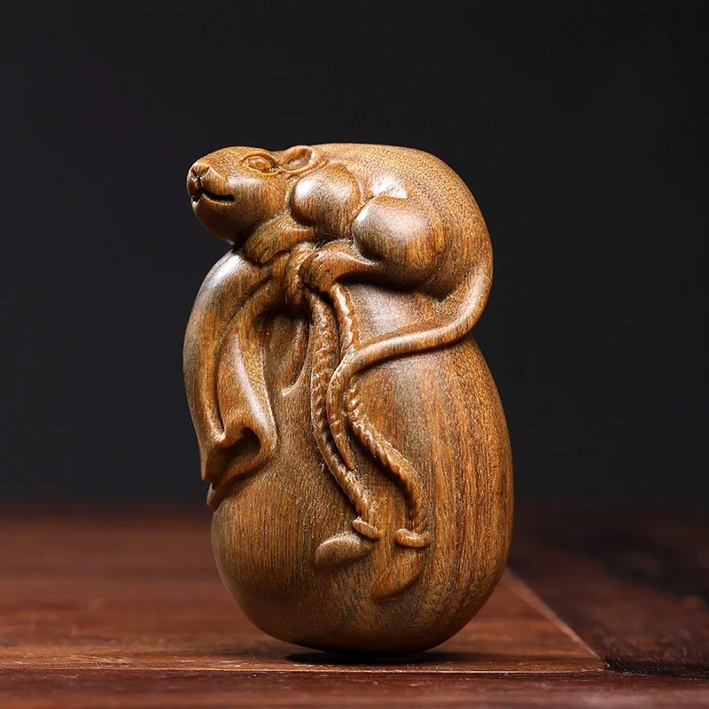 Natural Green Sandalwood carving Zodiac Rat Money Bag Statue Handle piece Creative Desktop Crafts Ornament
Natural Green Sandalwood carving Zodiac Rat Money Bag Statue Handle piece Creative Desktop Crafts Ornament