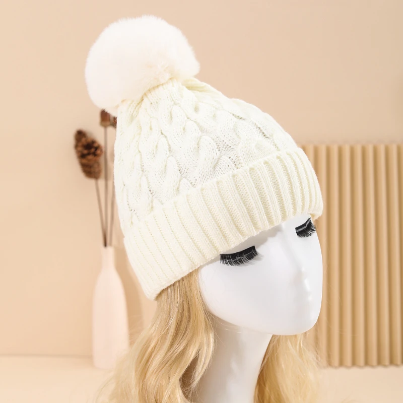 Autumn and Winter Large Wool Ball Thickened and Fleece Knitted Casual Solid Color Warm Wool Knitted Hat
Autumn and Winter Large Wool Ball Thickened and Fleece Knitted Casual Solid Color Warm Wool Knitted Hat