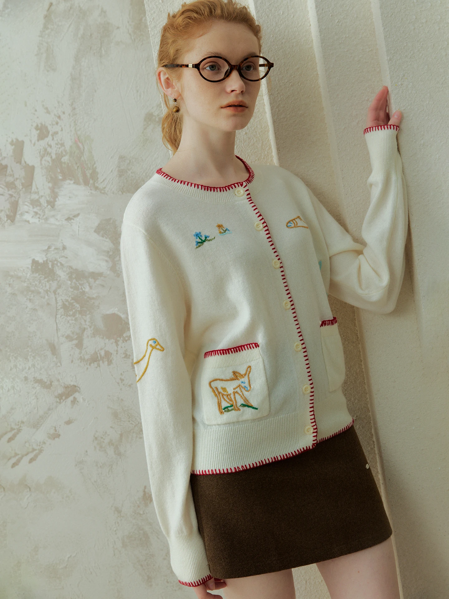 Oz Knitted Woolen Cardigan Women's round Ne Embroidered Animal Pattern Color Blo Long Sve Soft Ladieswear
Oz Knitted Woolen Cardigan Women's round Ne Embroidered Animal Pattern Color Blo Long Sve Soft Ladieswear