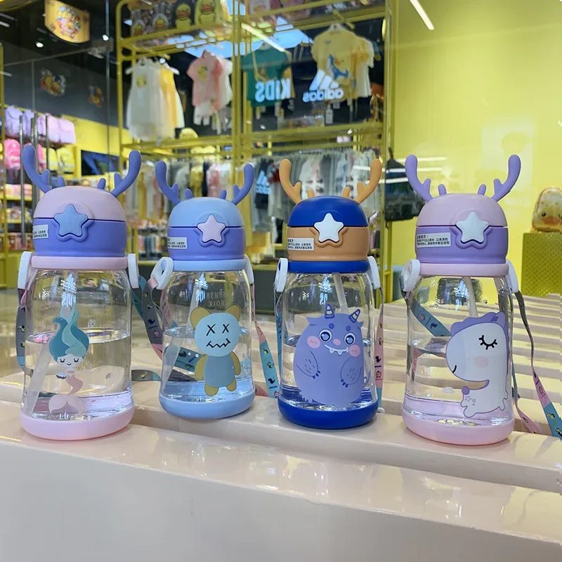 600ml Deer Horn Children Water Bottle Cartoon Large Capacity Plastic Straw Cup School Student Kawaii Girl Kids Water Bottle
600ml Deer Horn Children Water Bottle Cartoon Large Capacity Plastic Straw Cup School Student Kawaii Girl Kids Water Bottle