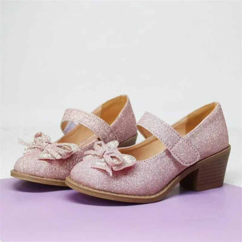 Spring/Summer Baby Girls Princess Cute Kids Shiny Bow Sandals Lace Casual Square Heel Stage Elegant Comfort Fashion Students
Spring/Summer Baby Girls Princess Cute Kids Shiny Bow Sandals Lace Casual Square Heel Stage Elegant Comfort Fashion Students
