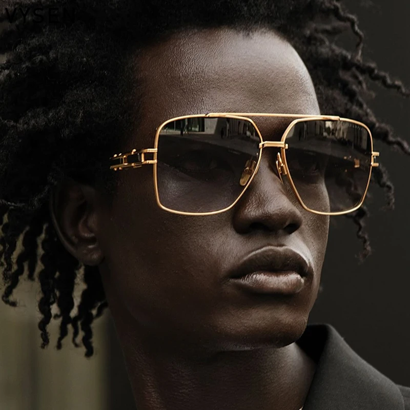 Vintage Oversized Square Sunglasses Men 2025 Luxury Brand Classic Double Beam Shades Metal Frame Outdoor UV400 Eyewear For Women
Vintage Oversized Square Sunglasses Men 2025 Luxury Brand Classic Double Beam Shades Metal Frame Outdoor UV400 Eyewear For Women