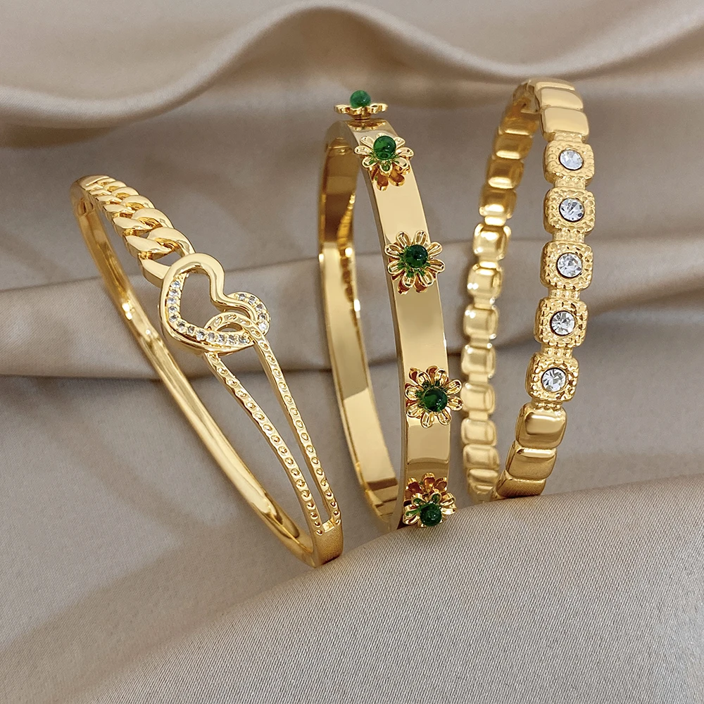 Elegant Green Zircon Flower Hollow Heart Stainless Steel Bangle for Women Golden Waterproof Spring Bracelet Holiday Jewelry Gift
Elegant Green Zircon Flower Hollow Heart Stainless Steel Bangle for Women Golden Waterproof Spring Bracelet Holiday Jewelry Gift